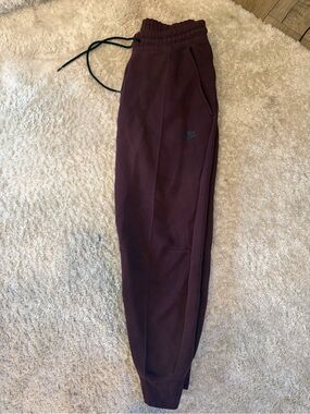 Nike Women’s Burgundy Jogger Track Pants